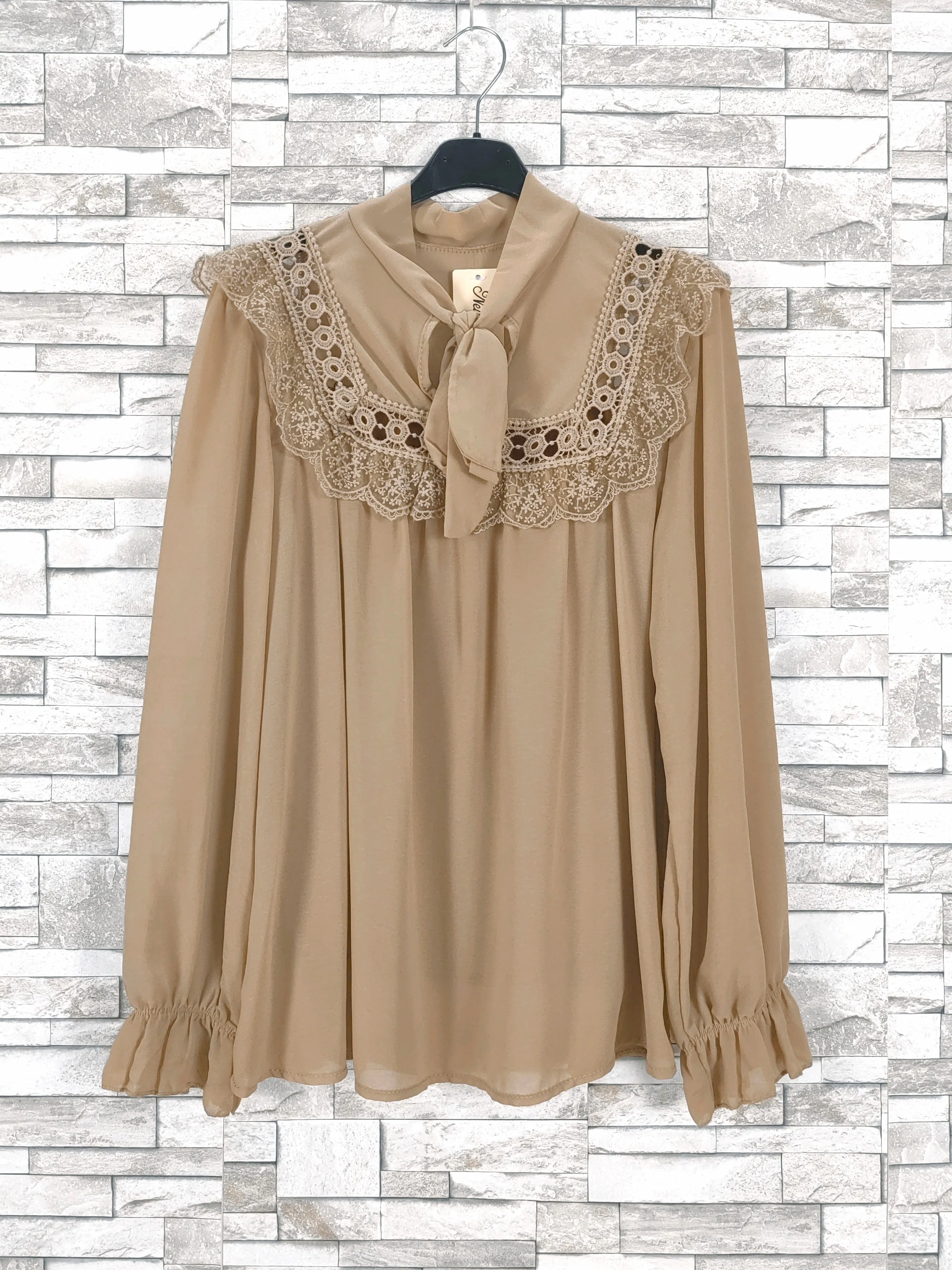 Blouse col lavallière（x9）