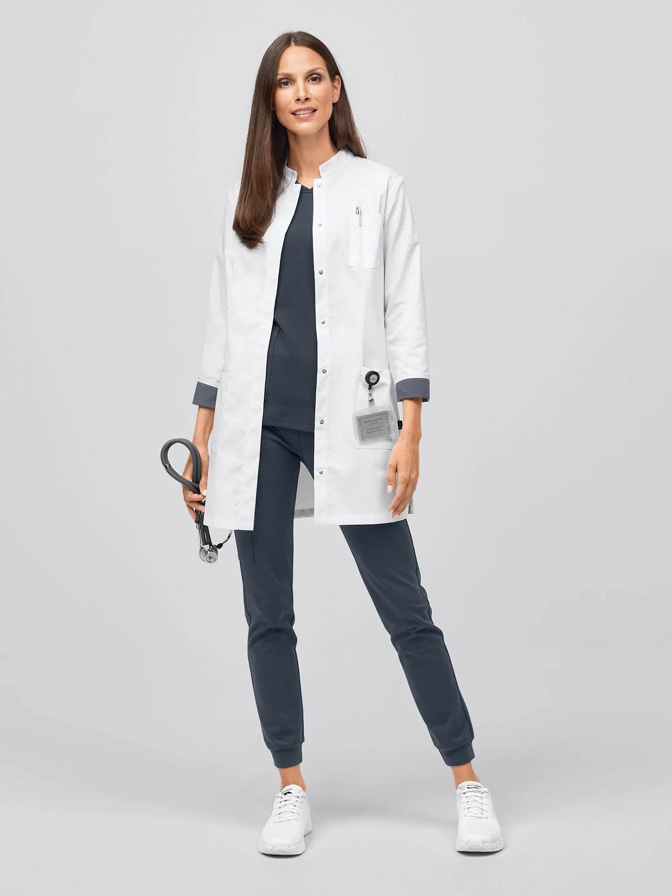 Blouse médicale avec détails colorés