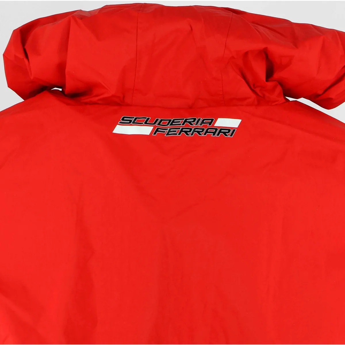 Blouson coupe vent imperméable homme FERRARI - Matière noble 69.90€