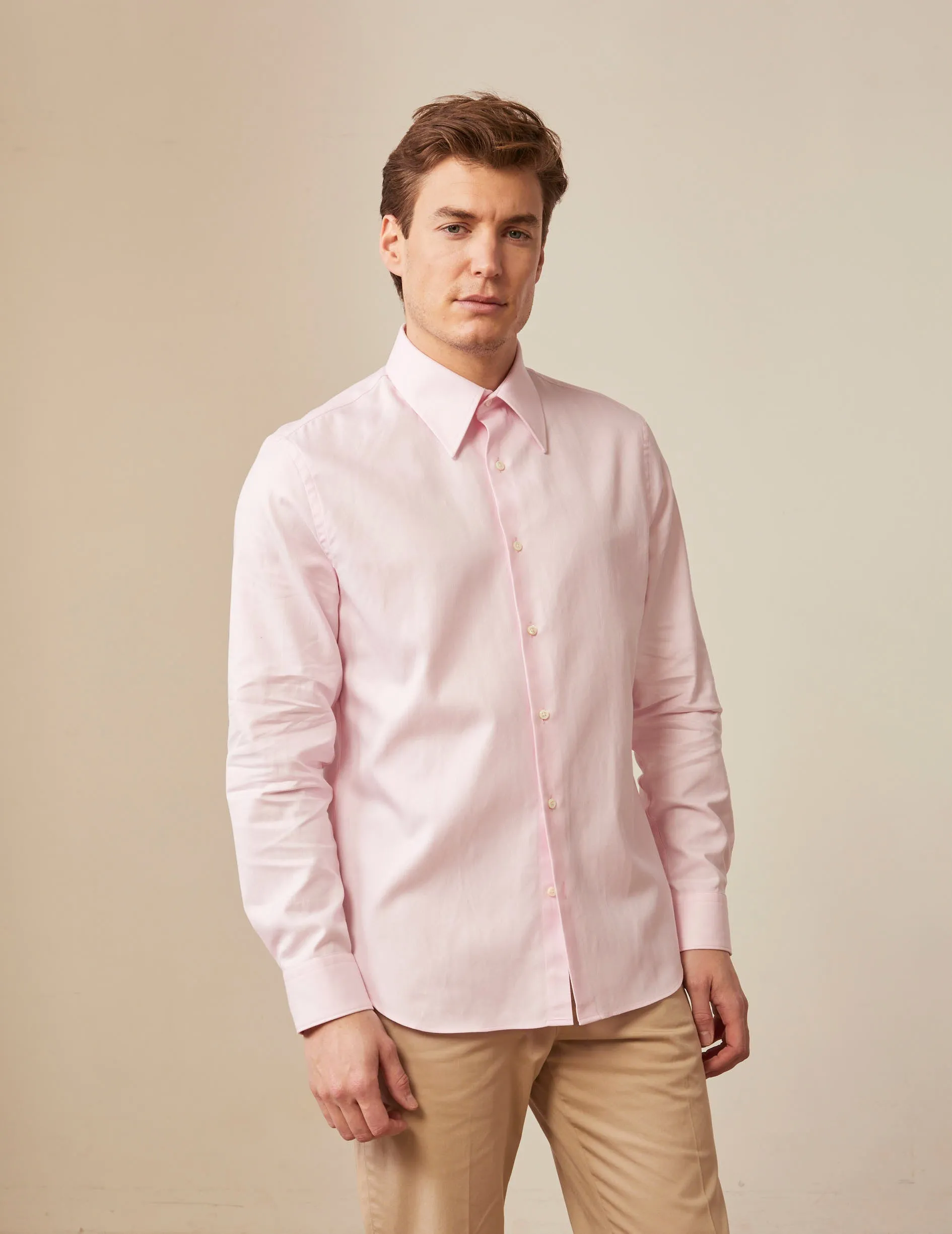 Chemise semi-ajustée rose clair