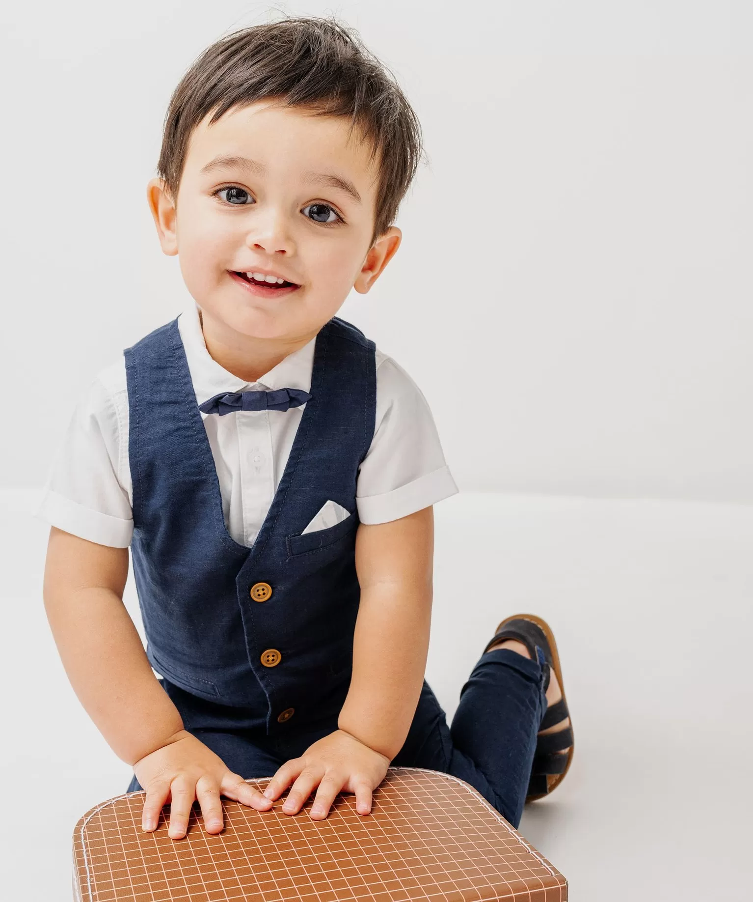 gilet de costume en lin et coton bebe garcon bleu gilets