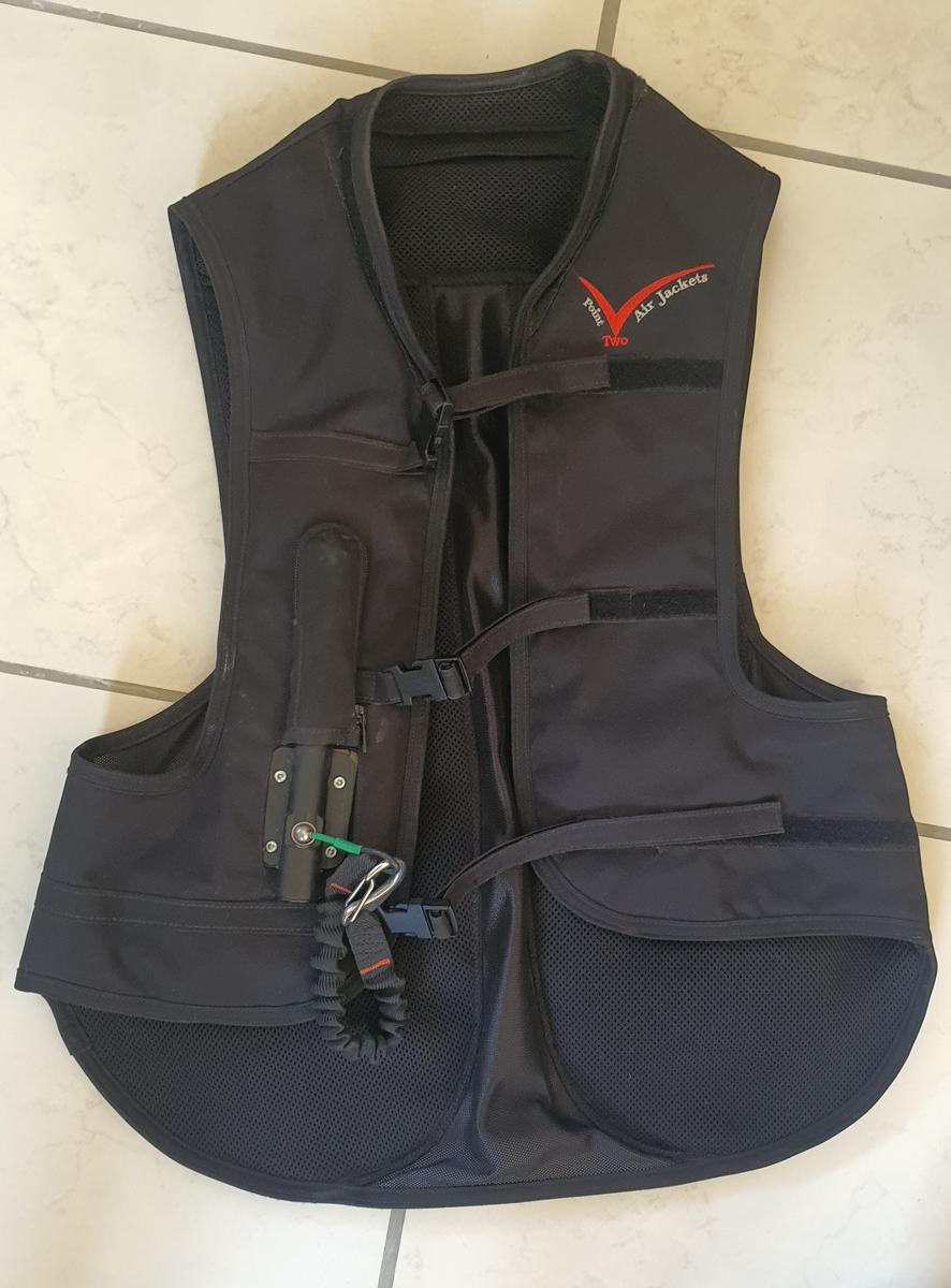 Lot gilet airbag + cross