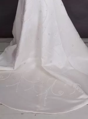 Robe de mariée sirène perlée